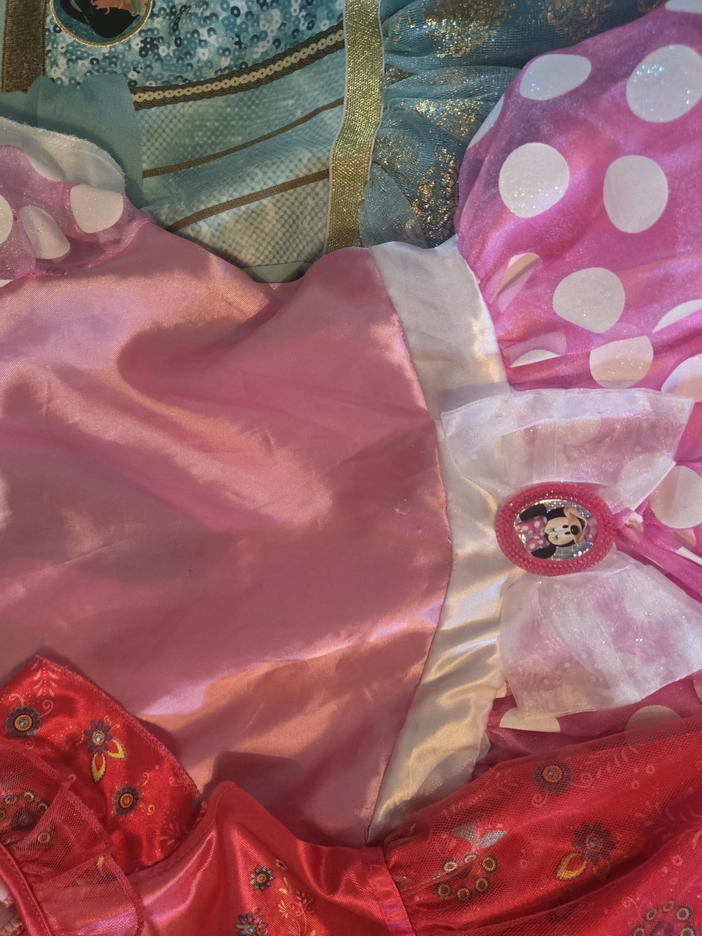 8pieces Princess Dressss Size 6-10 - Picture 4 of 14